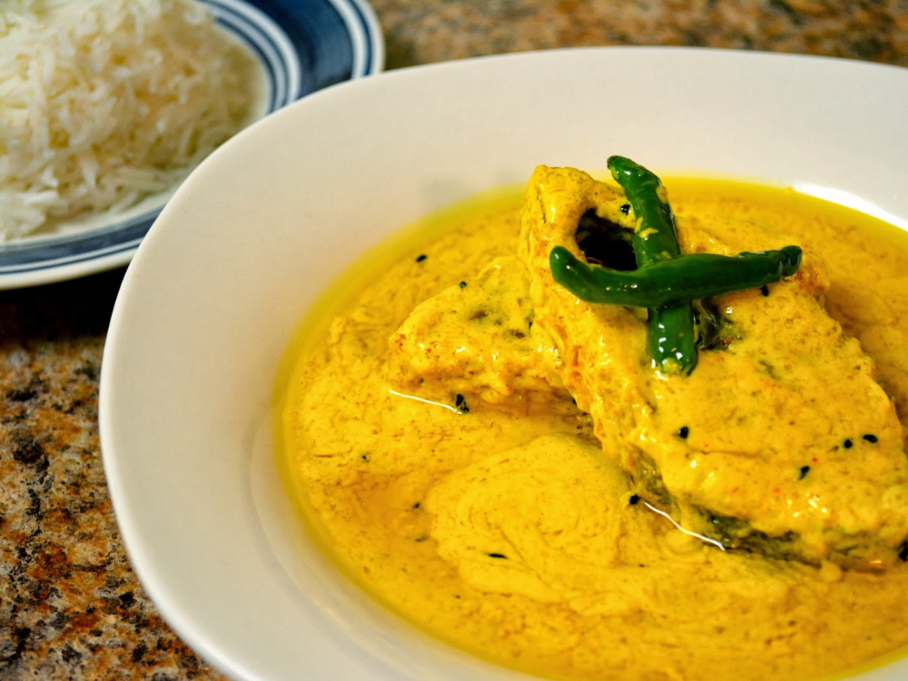 traditional shorshe ilish